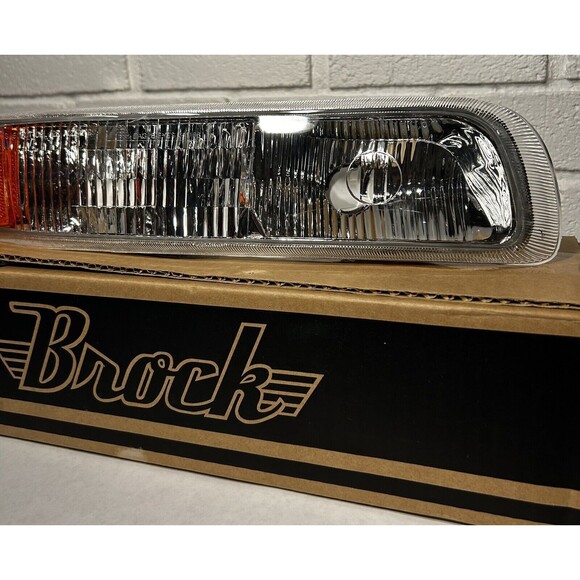eagle eyes parking lamp 99-02 silverado 00-06 Suburban/Tahoe right side - Picture 9 of 10
